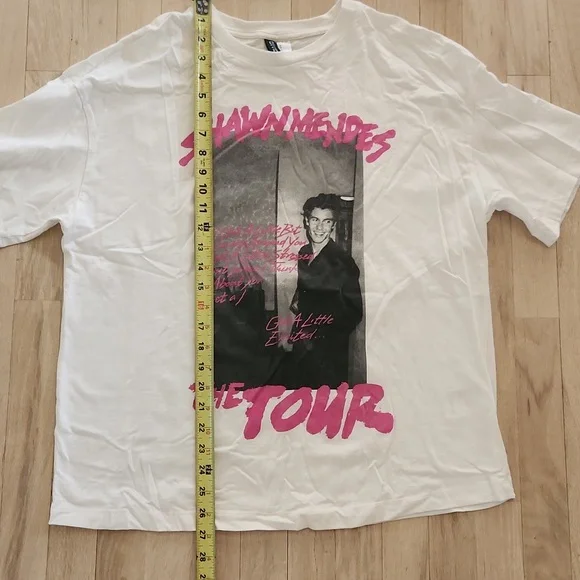 Shawn Mendes H&M Divided Womens Graphic T-Shirts - Black and White Size XS and M - Picture 7 of 8